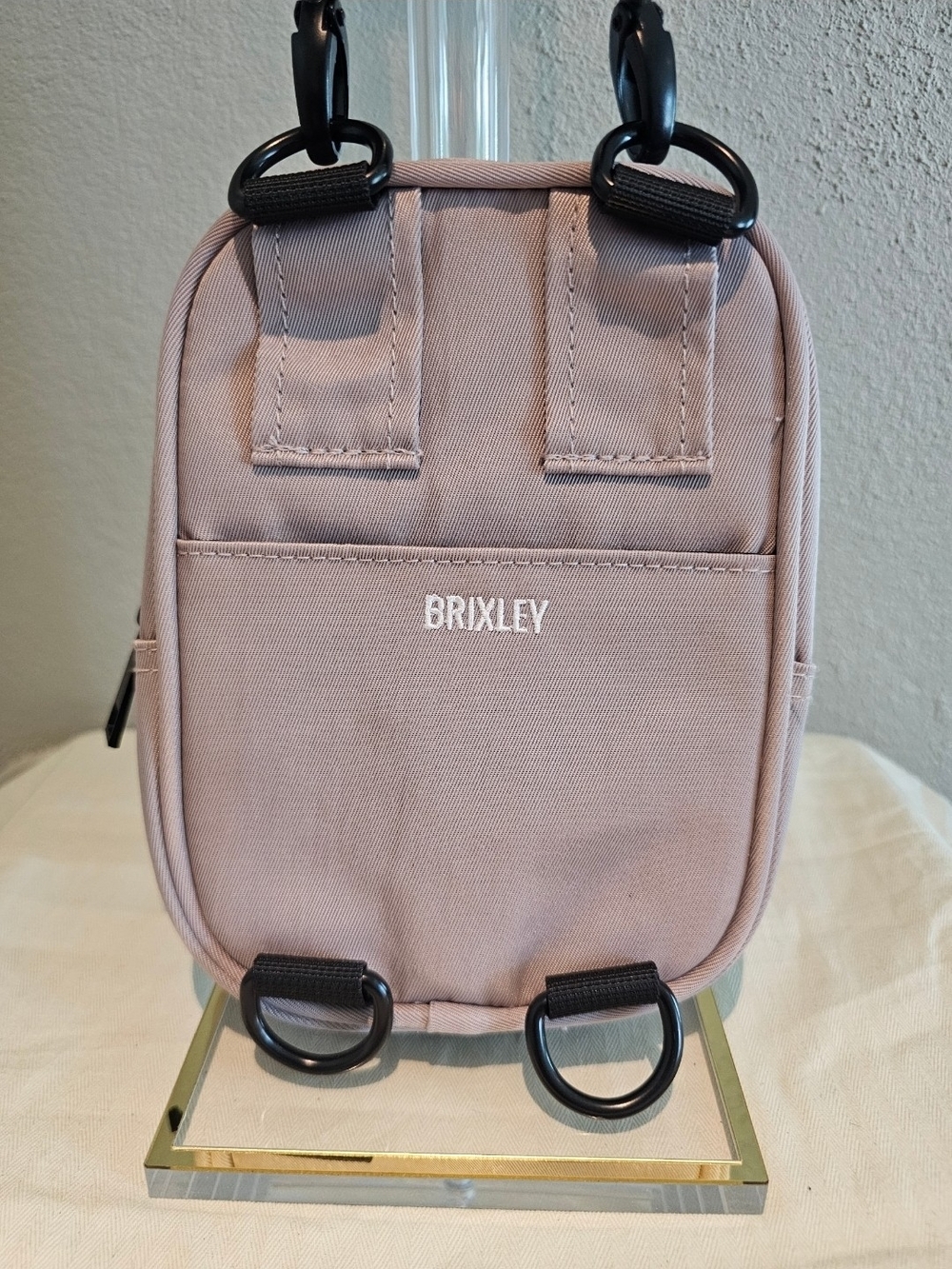 NWOT Brixley 5 In 1 Crossbody Sling Travel Bag Lavender Haze - Picture 3 of 9